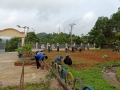 Trường mầm non Đông Thành tham gia lao động cộng sản cải tạo lại khuân viên trường học